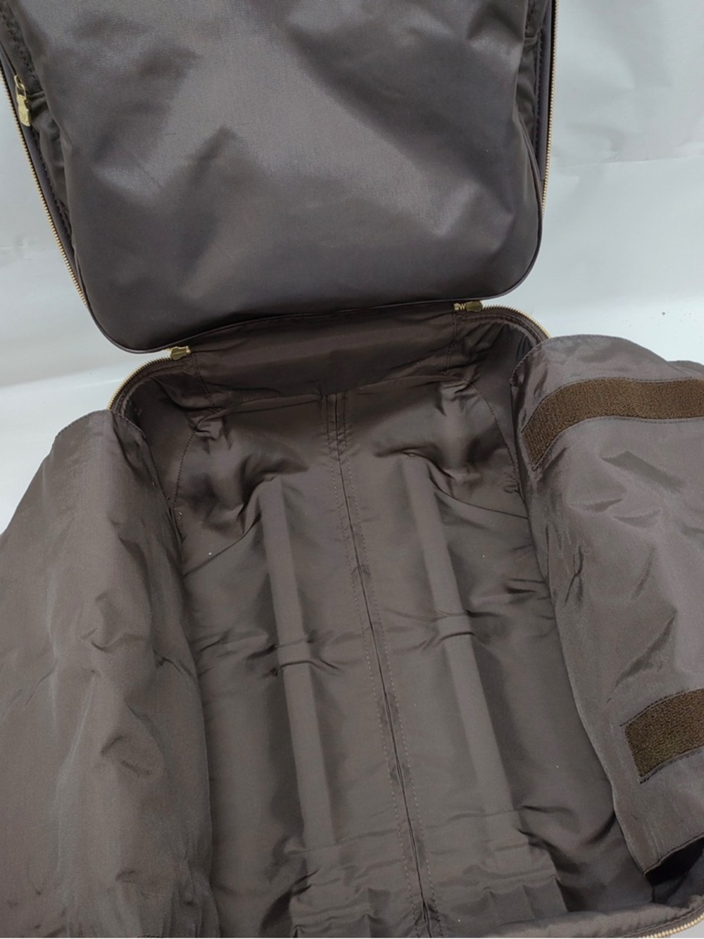 Louis Vuitton Damier Ebene Luggage 45-Classic Travel Essential β¨ - Picture 10 of 11